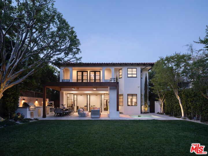 Property Photo:  859 S Gretna Green Way  CA 90049 