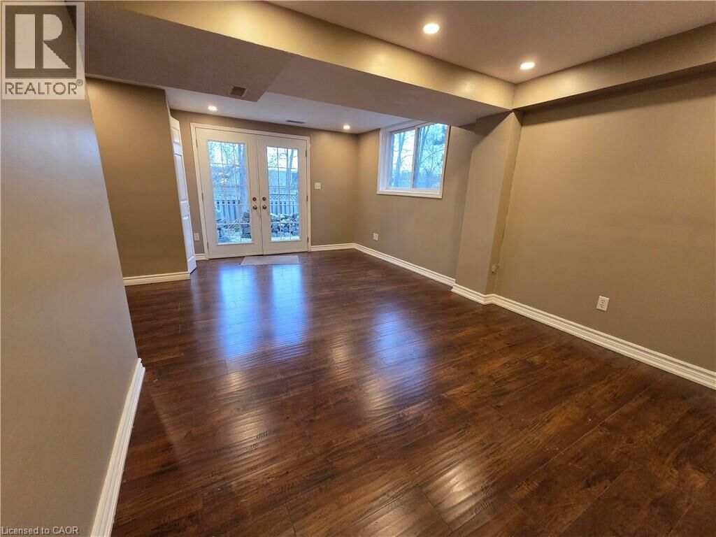 Property Photo: 696 Penny Lane Lower ON L7T 4J1