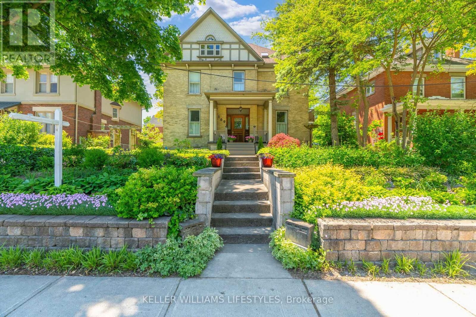 Property Photo: 169 Ridout Street South ON N6C 3X7