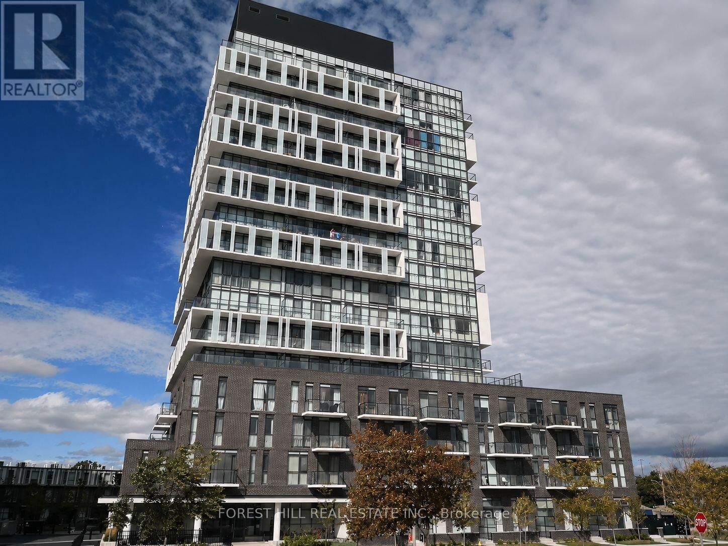 Property Photo:  150 Fairview Mall Drive 1007  ON M2J 2Z2 