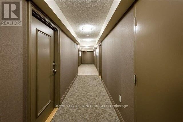 Property Photo:  35 Saranac Boulevard 407  ON M6A 2G5 