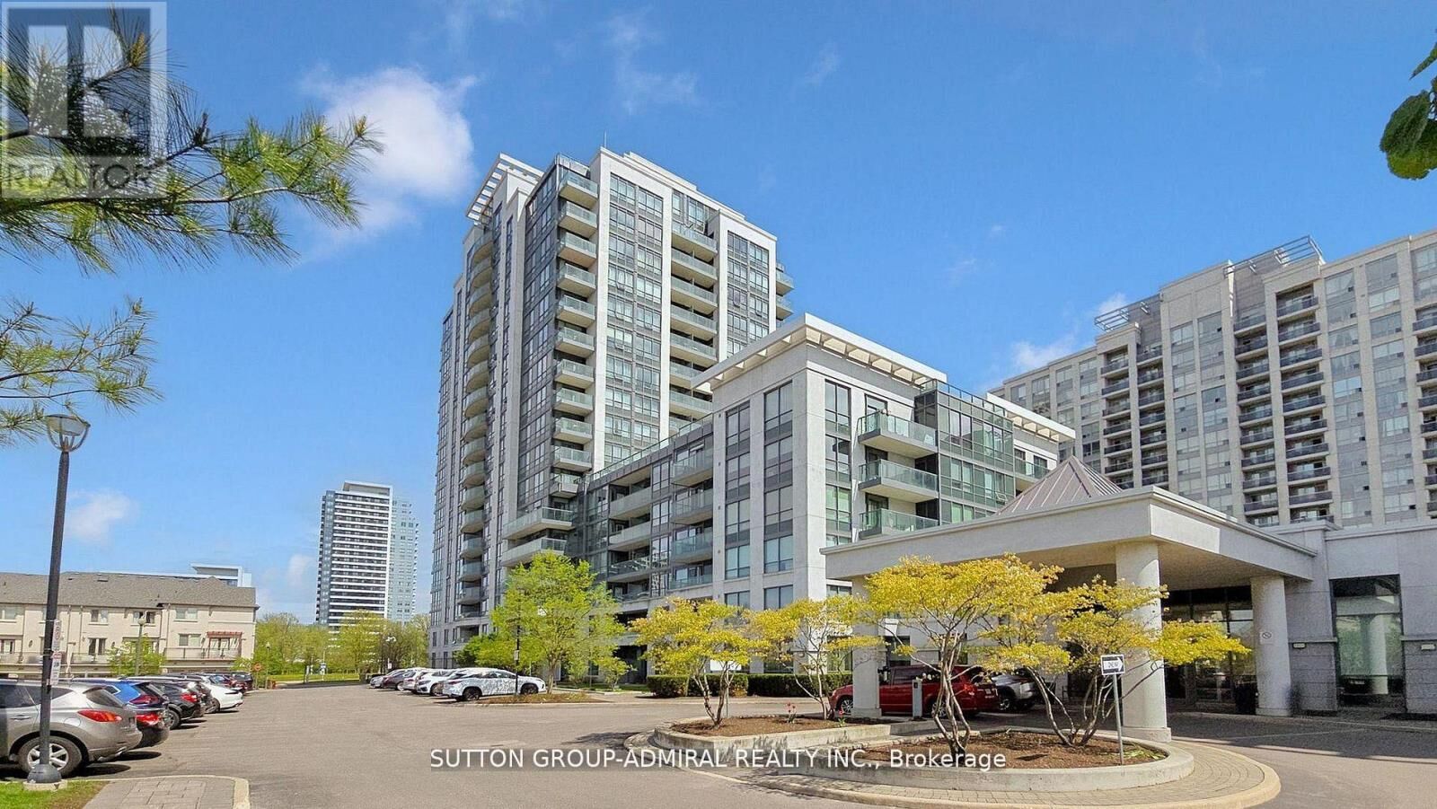 Property Photo:  20 North Park Road 811  ON L4J 0G7 