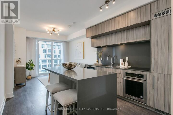 Photo de la propriété: 80 Vanauley Street 910 ON M5T 0C9