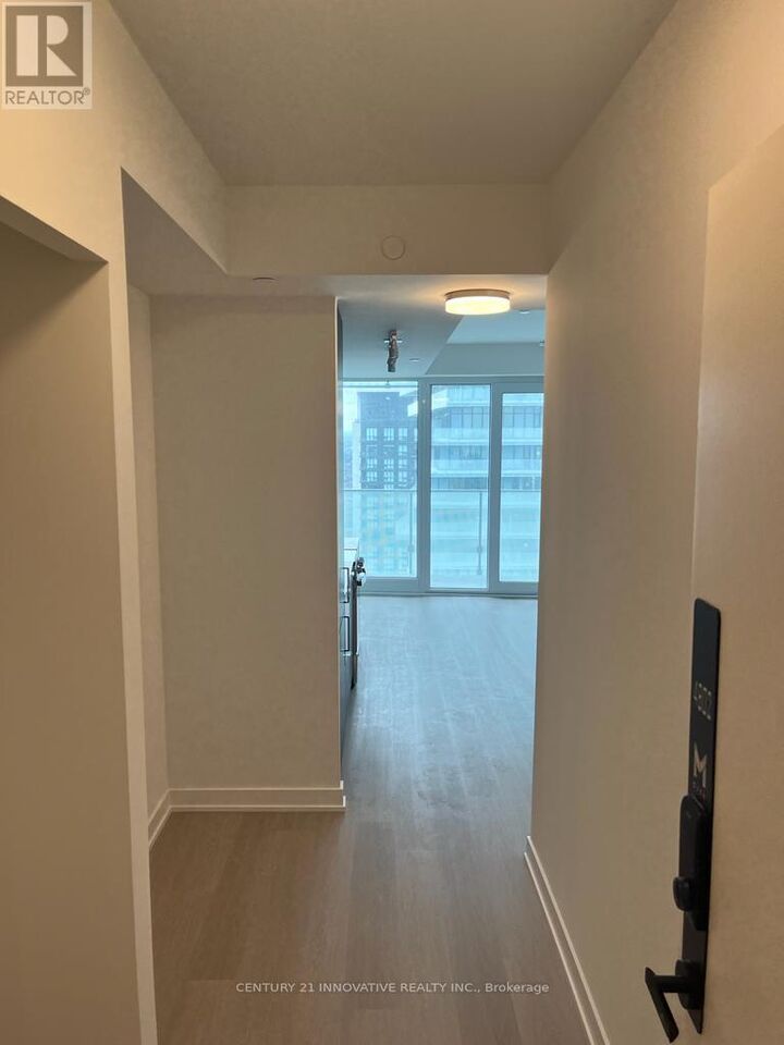 Property Photo:  3883 Quartz Road North 4802  ON L5B 0M4 