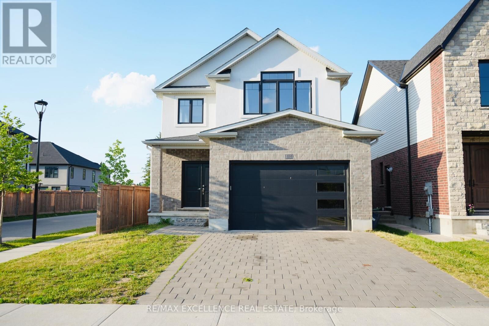 Property Photo:  3023 Doyle Drive  ON N6M 0G9 