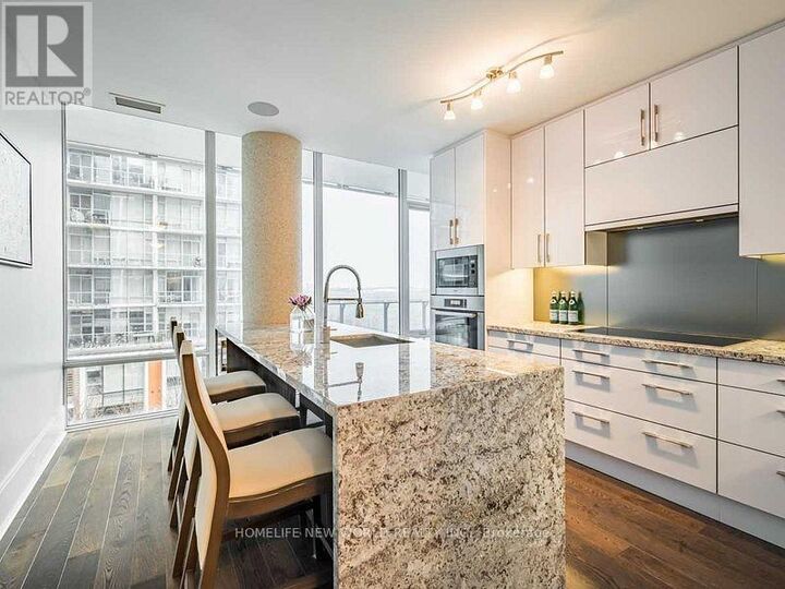 Property Photo:  29 Queens Quay East 406  ON M5E 0A4 