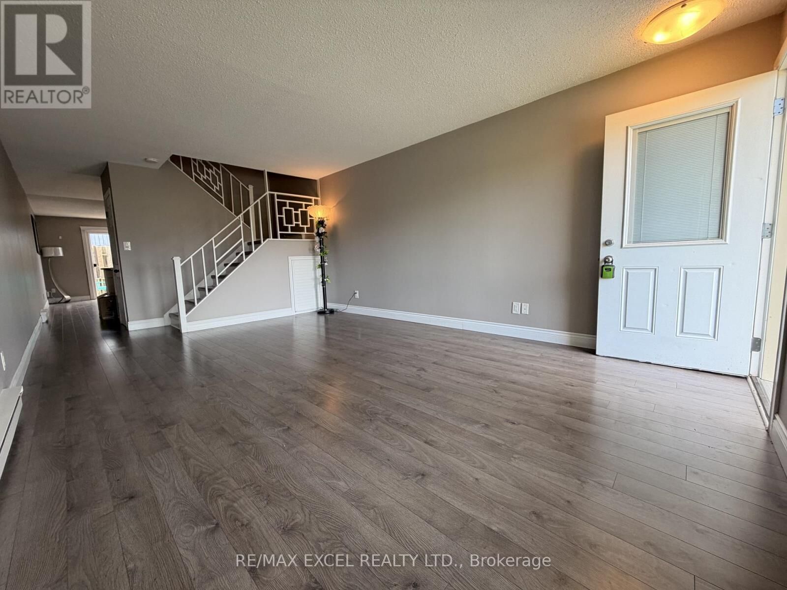 Property Photo: 8646 Willoughby Drive 16 ON L2G 6X7