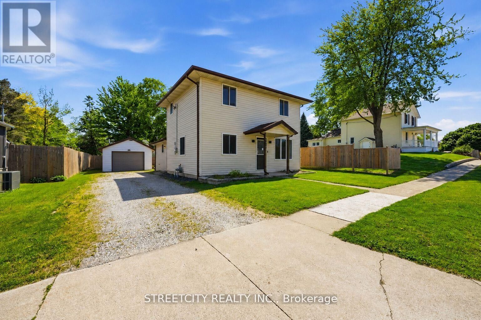 Property Photo:  502 Plympton Street  ON N0N 1T0 