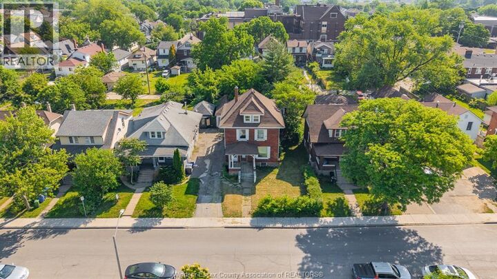 Property Photo:  540 Campbell Avenue  ON N9B 2H4 