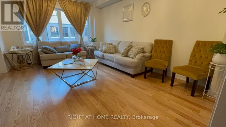 Property Photo:  77 Wintergreen Crescent  ON N3W 0H8 