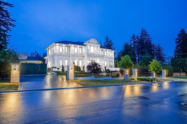 Photo de la propriété:  5612 129A Street  BC V3X 2Z1 