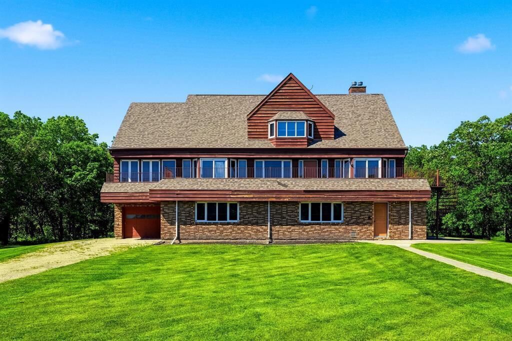 Property Photo:  48114 Brady Road  MB R0G 0A1 
