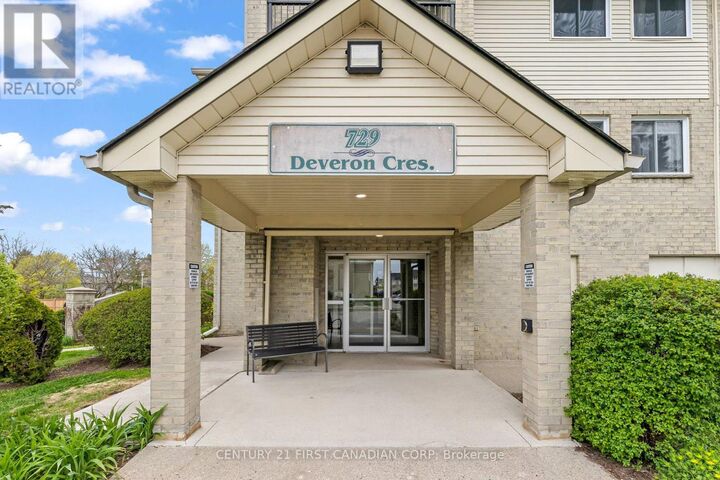 Property Photo: 729 Deveron Crescent 109 ON N5Z 4X5