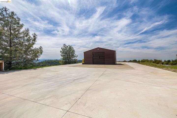 Property Photo:  21651 Plainview Drive  CA 95372 