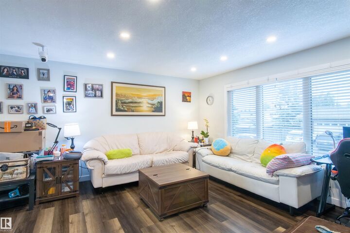 Property Photo: 4004 88 Street NW AB T6K 1T7