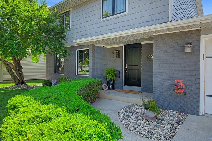 Property Photo:  2994 15th Ave NE  IA 50501 