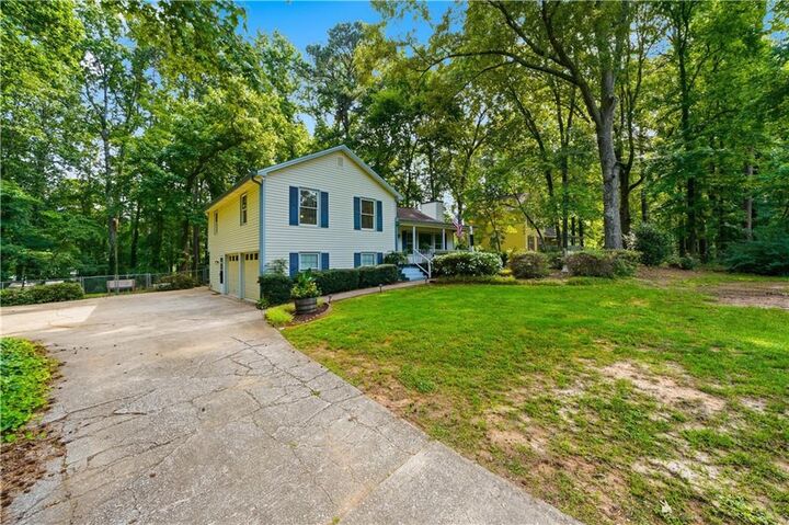 Property Photo:  6166 Picketts Ridge NW  GA 30101 