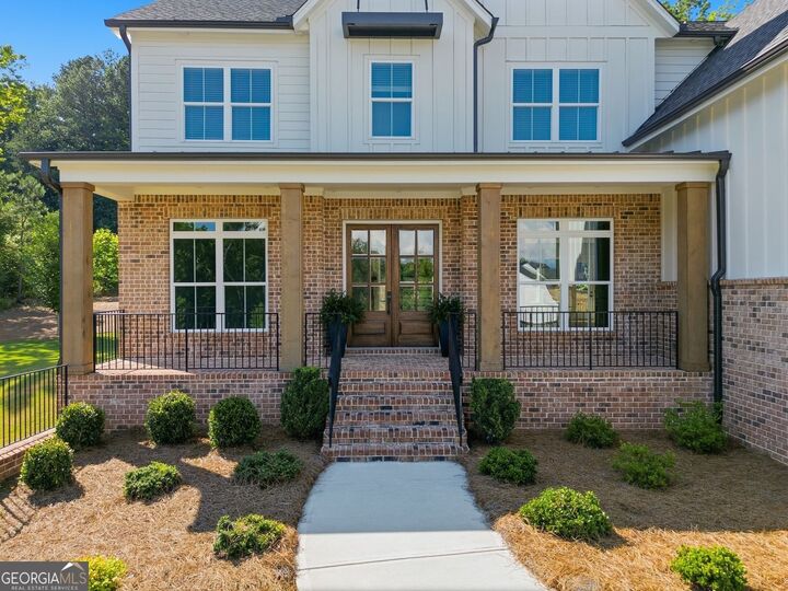 Property Photo: 401 Oakleigh Avenue GA 30188