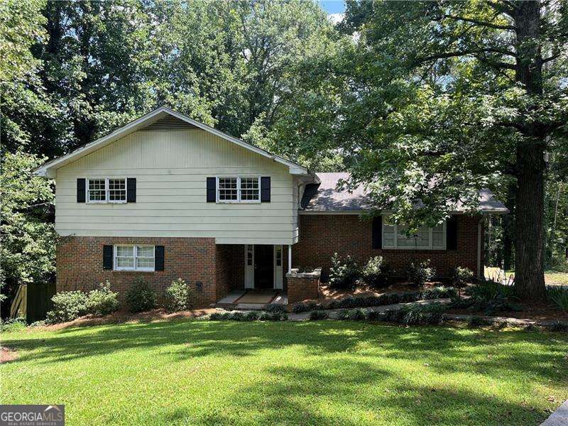 Property Photo:  2745 Cardinal Lake Circle  GA 30096 