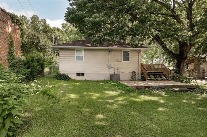 Property Photo:  2611 Pacific Street  MO 64507 