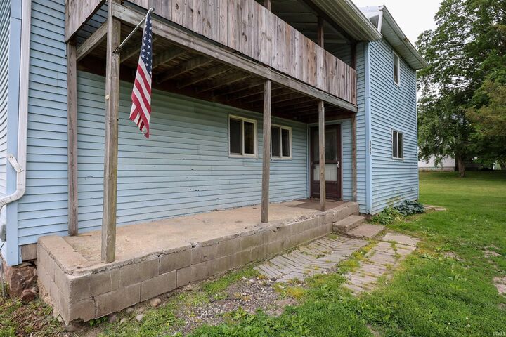 Property Photo: 8595 E Metz IN 46703