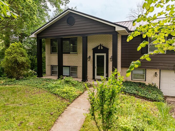 Property Photo: 11911 W US 24 Highway IN 46814