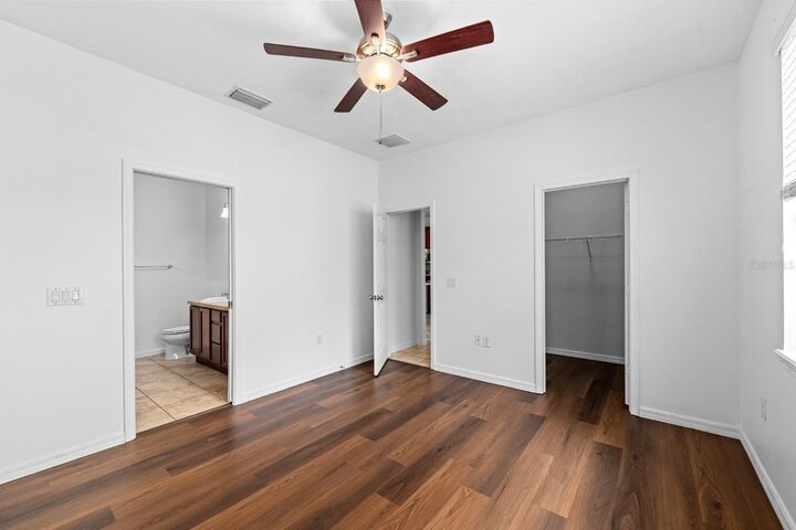 Property Photo:  6308 Magnolia Park Boulevard  FL 33578 