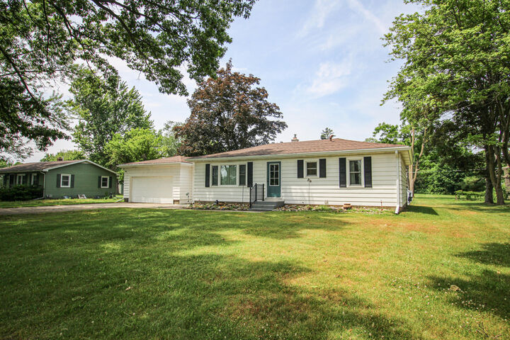 Property Photo:  58408 Kerr Creek Road  MI 49093 