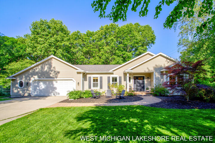 Property Photo: 3260 Lorrimar Lane MI 49453