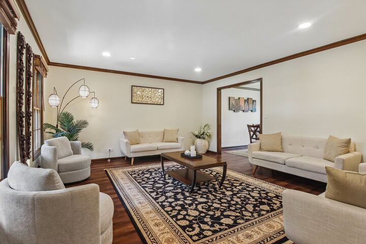Property Photo:  816 Bonnie Brae Lane  IL 60440 