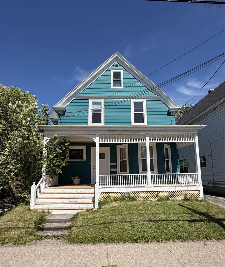 257 Bentinck Street — photo 1