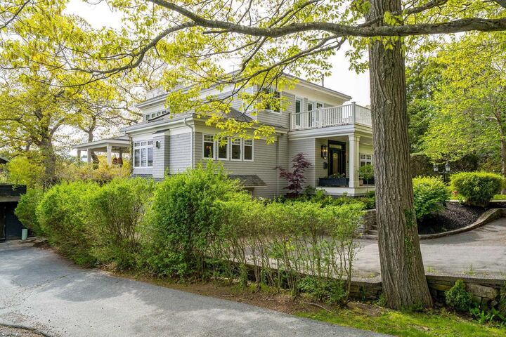 Property Photo: 905 Marlborough Woods NS B3H 1H9