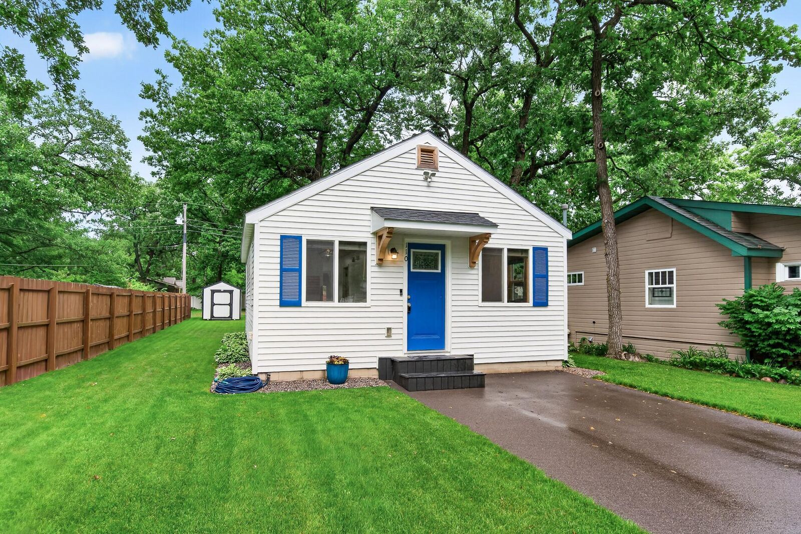 Property Photo: 110 Oak Avenue MN 55309