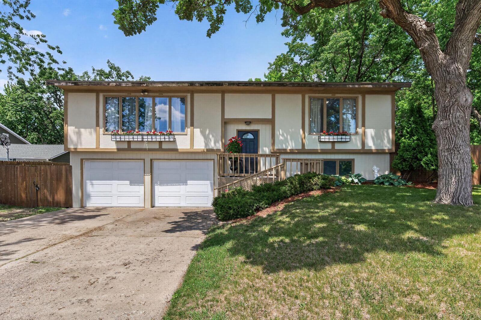 Property Photo:  1509 133rd Lane NE  MN 55304 