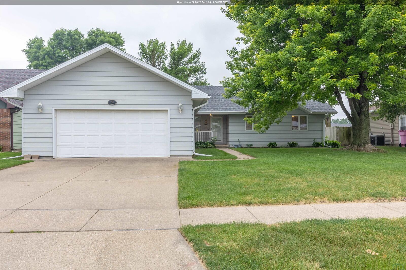 Property Photo: 210 Carriage Lane IA 51054