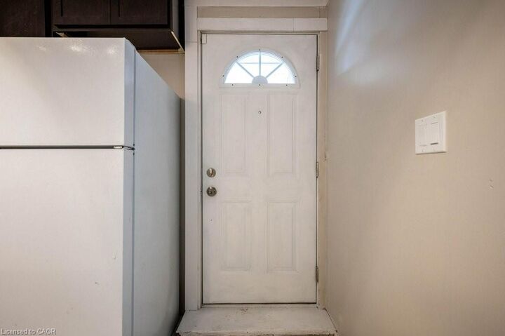 Property Photo: 34 Burn Place 5 ON N2M 1Y9
