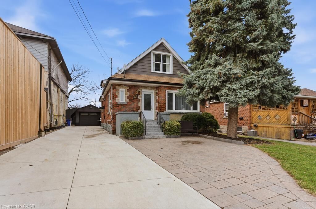 Property Photo: 44 Jefferson Avenue ON L8H 1A7