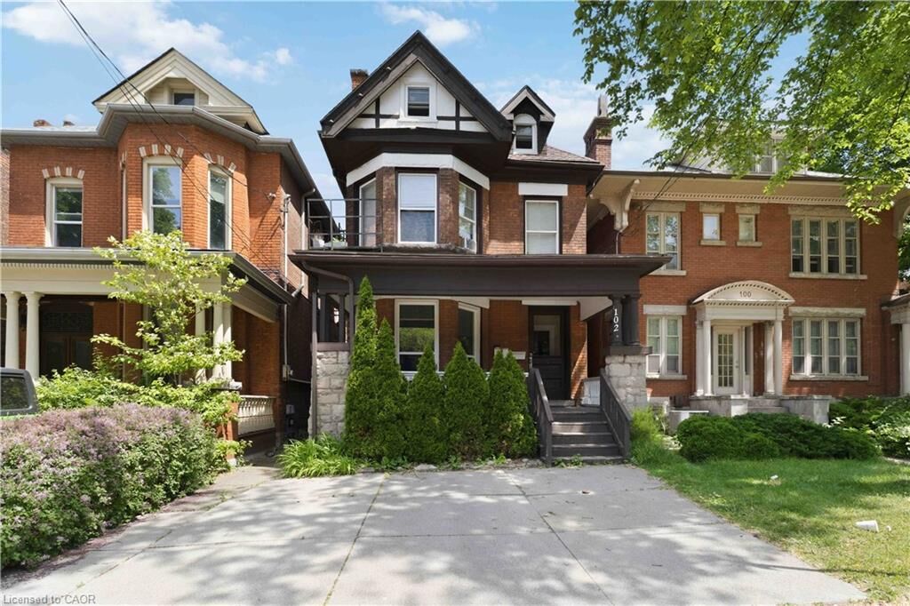 Property Photo:  102 Herkimer Street 5  ON L8P 2G7 