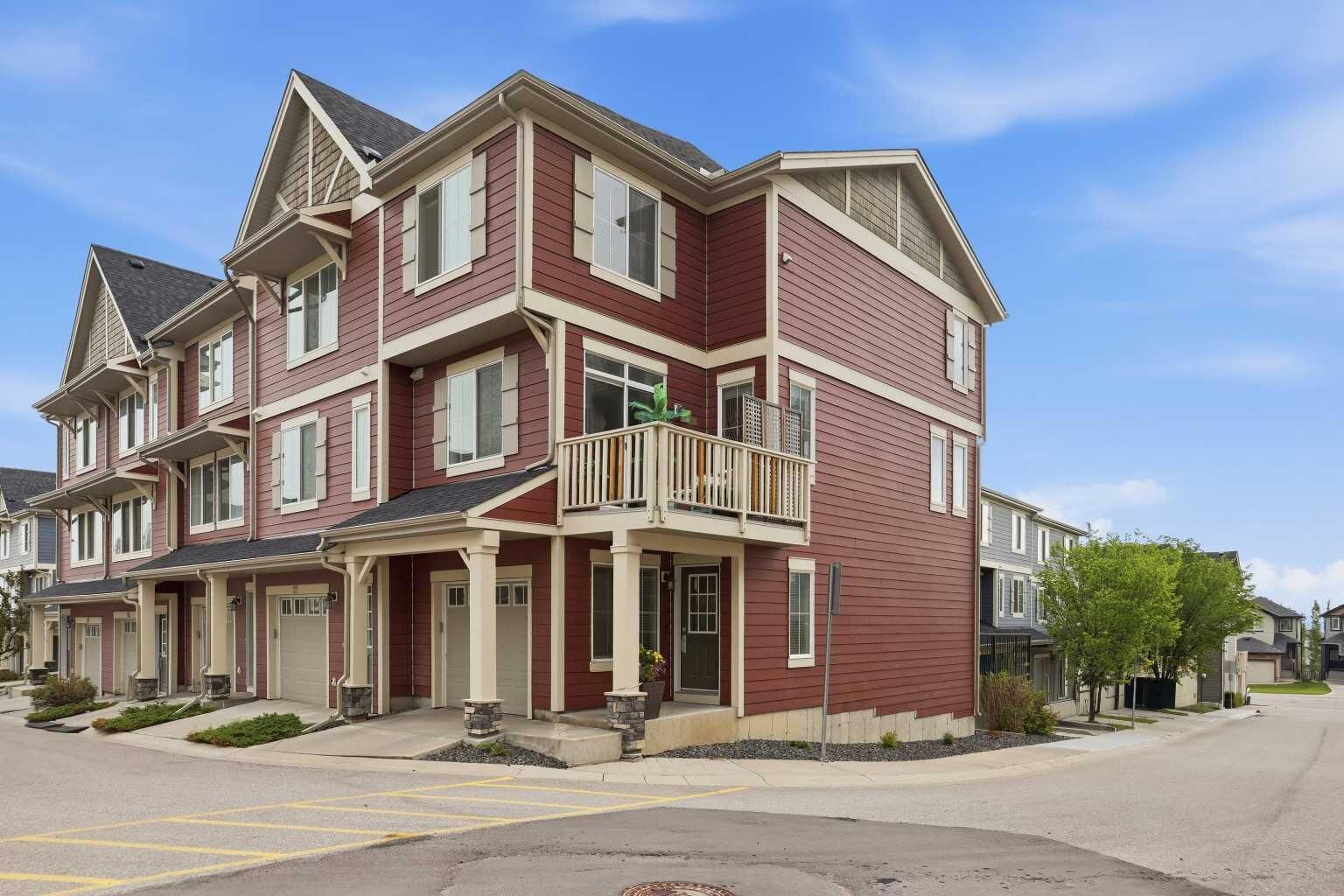 Property Photo: 20 Kinlea Common NW AB T2R 0S2