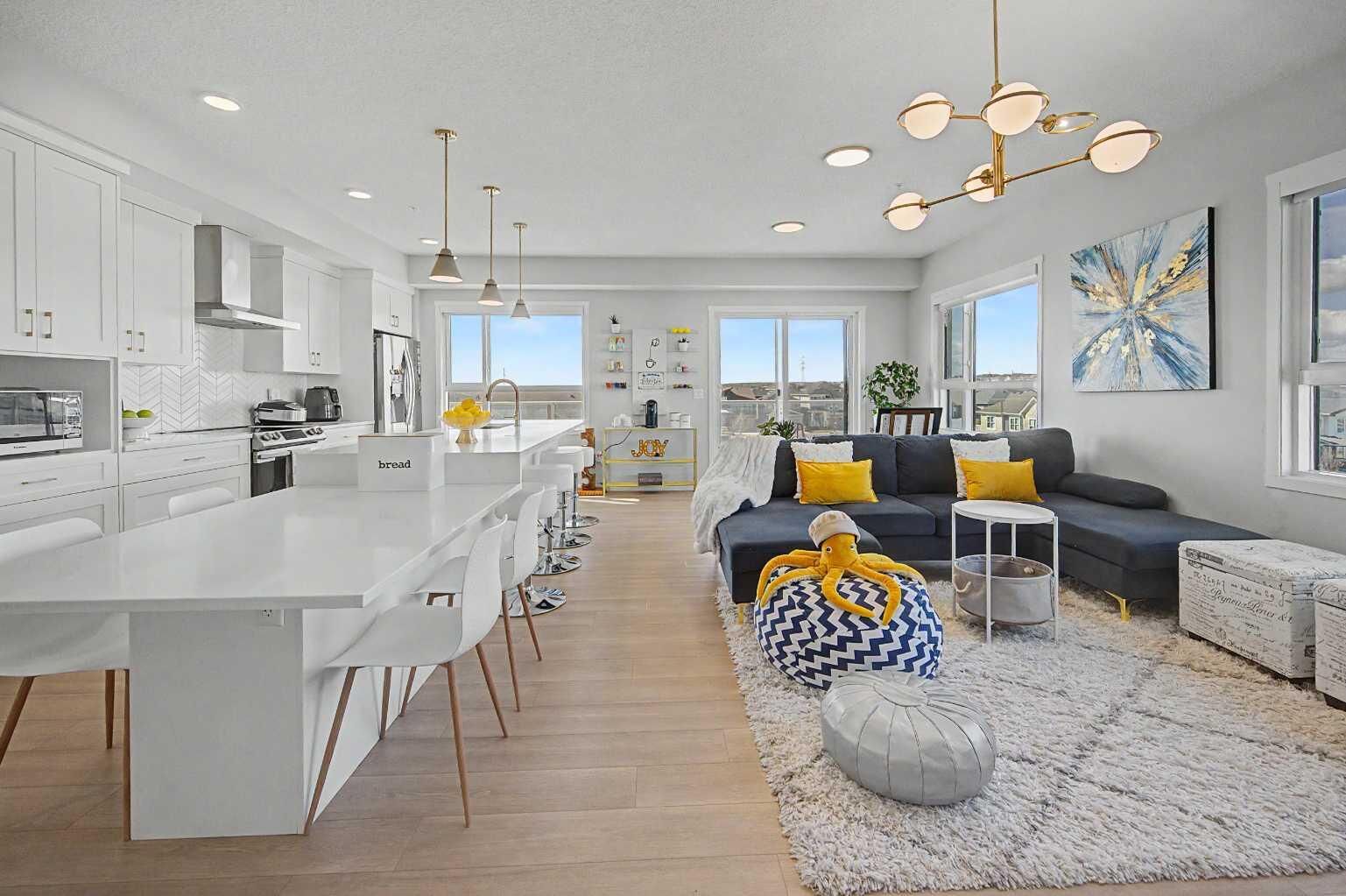 Property Photo: 40 Carrington Plaza NW 304 AB T3P 1X7