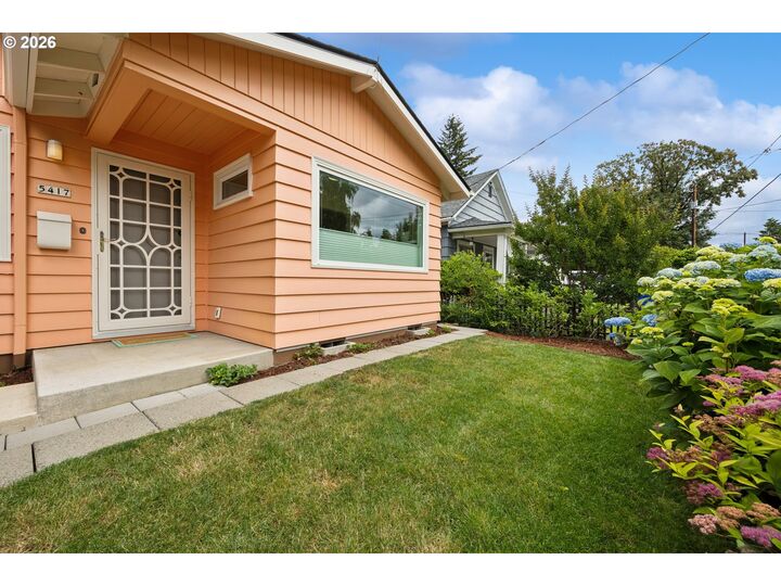 Property Photo: 5417 SE Boise St OR 97206