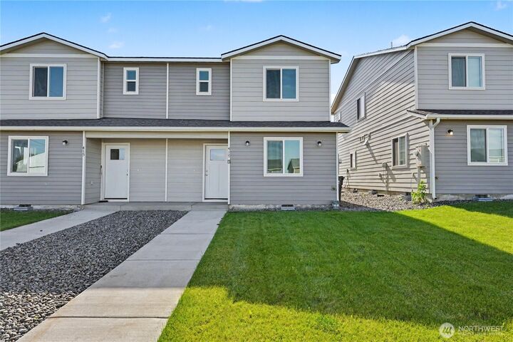 Property Photo:  435 N Fifth Avenue  WA 99326 