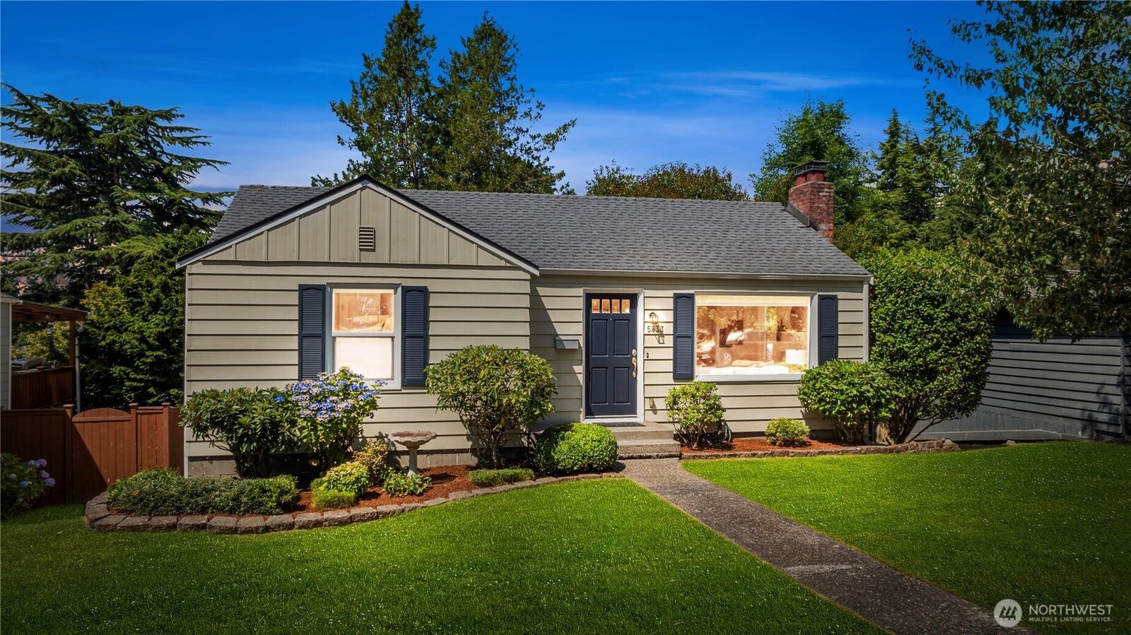 Property Photo: 5833 57th Avenue NE WA 98105