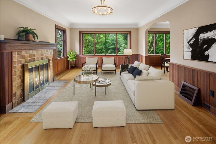 Property Photo:  2654 W  Dravus Street  WA 98199 