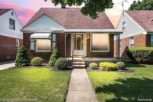 Property Photo: 18535 Audette Street MI 48124