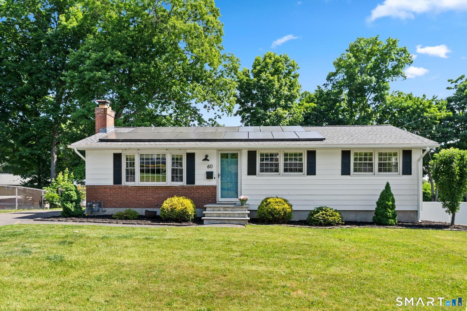 Property Photo:  60 Garry Drive  CT 06052 