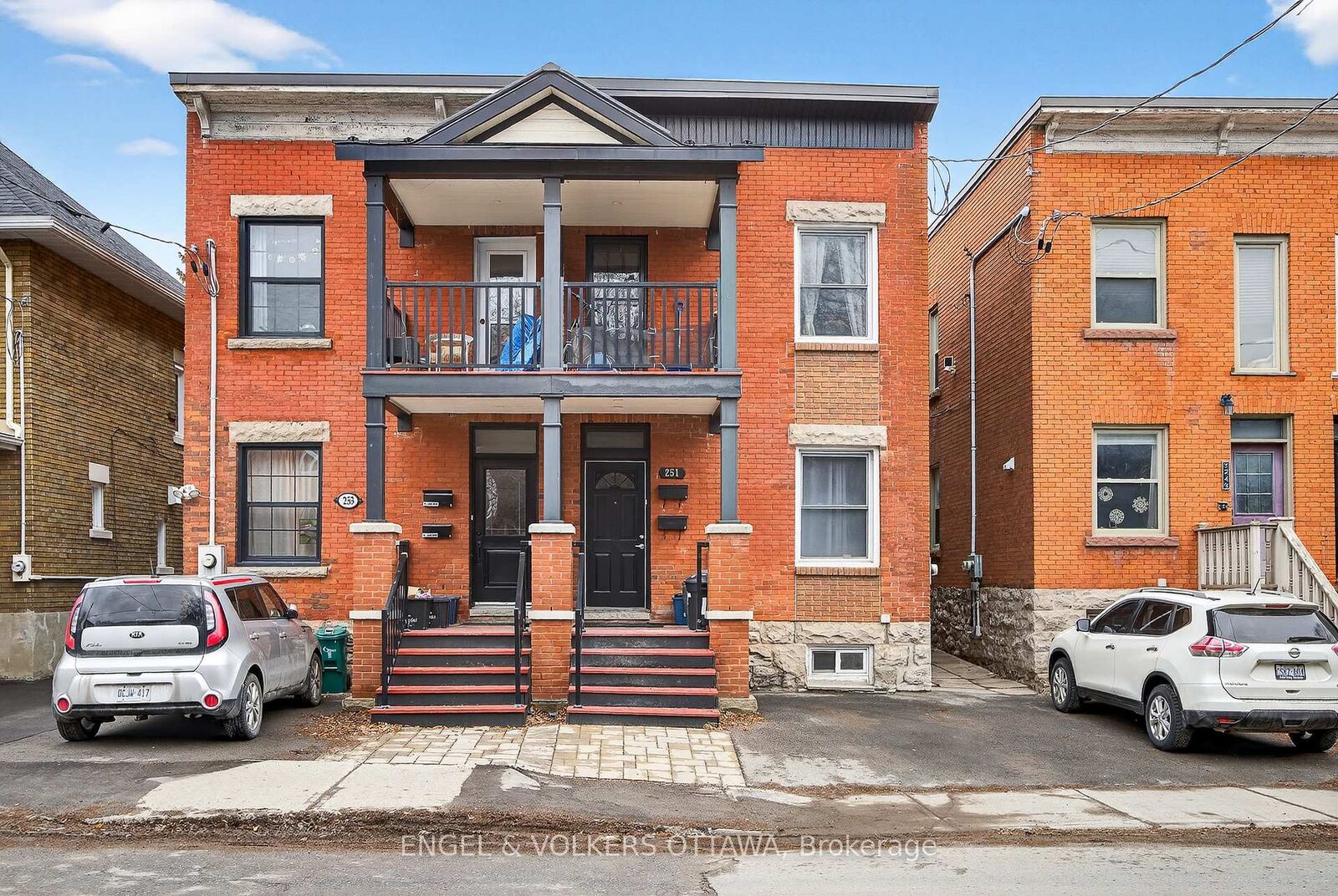 Property Photo: 251 Arlington Avenue ON K1R 5T1