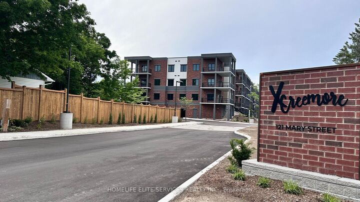 Property Photo: 121 Mary Street 306 ON L0M 1G0