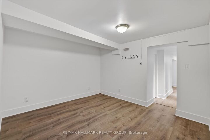 Property Photo: 50 Aylmer Avenue ON K1S 2X1