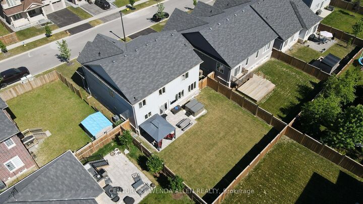 Property Photo: 6 Timber Drive ON L0A 1G0